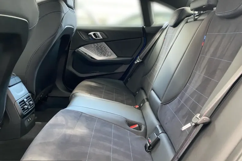 BMW 220i (Seria 2) din 2025 cu 16.400 km - oferta BMW222882 - foto 10
