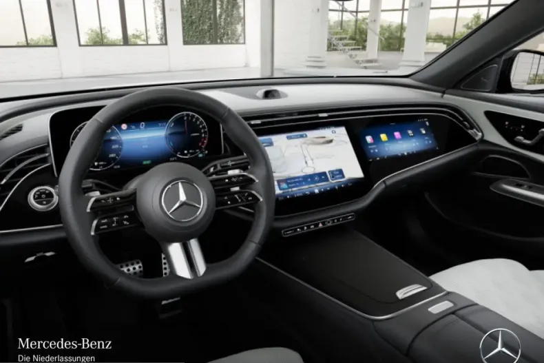 Mercedes-Benz E 300 (Clasa E) din 2025 cu 21.600 km - oferta MER222883 - foto 4