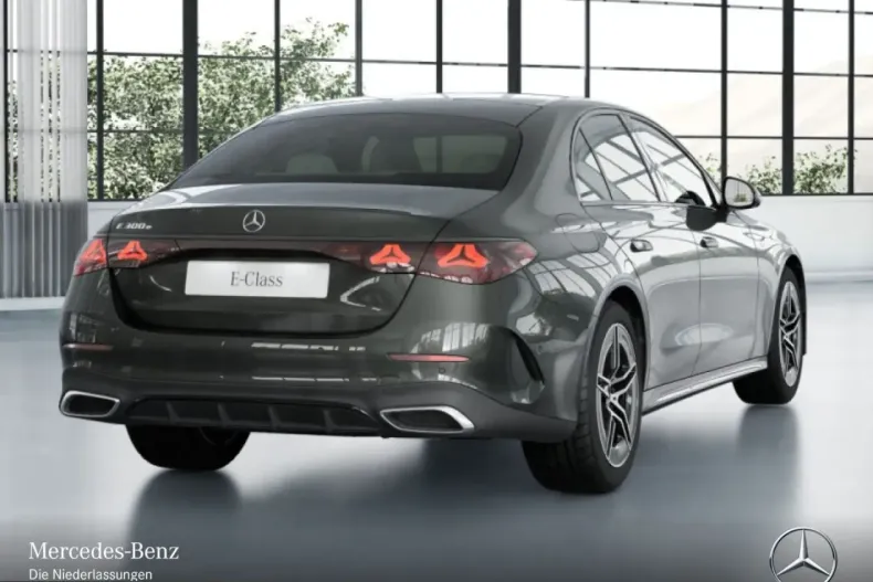 Mercedes-Benz E 300 (Clasa E) din 2025 cu 21.600 km - oferta MER222883 - foto 6