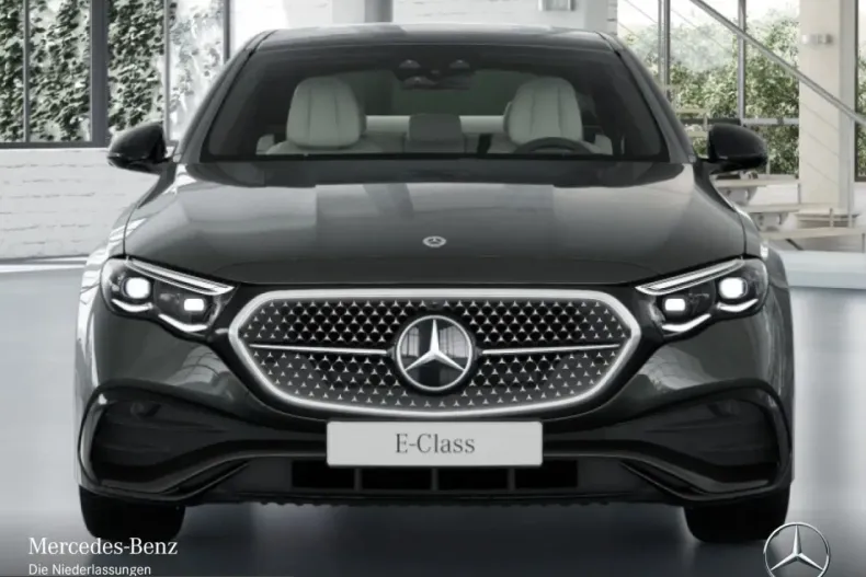 Mercedes-Benz E 300 (Clasa E) din 2025 cu 21.600 km - oferta MER222883 - foto 8