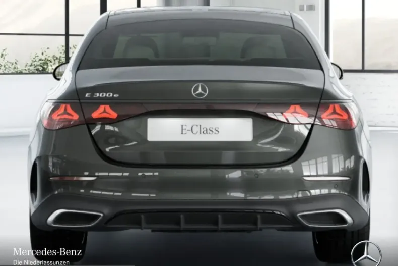 Mercedes-Benz E 300 (Clasa E) din 2025 cu 21.600 km - oferta MER222883 - foto 9