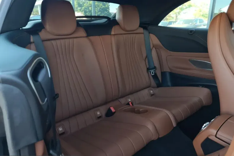 Mercedes-Benz E 450 (Clasa E) din 2021 cu 27.700 km - oferta MER222885 - foto 15