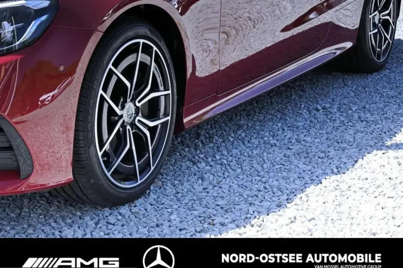 Mercedes-Benz E 200 (Clasa E) din 2022 cu 29.998 km - oferta MER222886 - foto 5