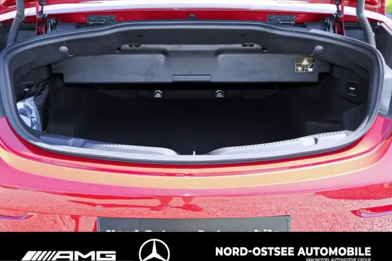 Mercedes-Benz E 200 (Clasa E) din 2022 cu 29.998 km - oferta MER222886 - foto 14