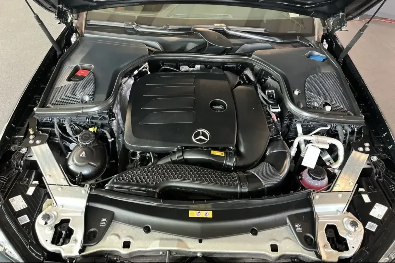 Mercedes-Benz E 300 (Clasa E) din 2021 cu 48.500 km - oferta MER222888 - foto 17