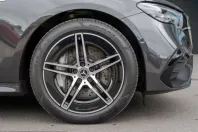 Mercedes-Benz E 400 (Clasa E) din 2025 cu 23.909 km - oferta MER222889 - foto 5