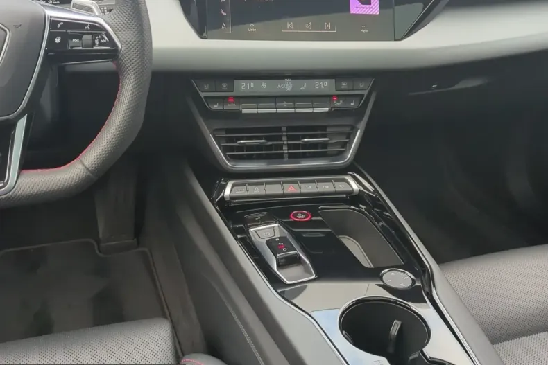 Audi e-tron GT din 2024 cu 37.920 km - oferta AUD222899 - foto 9