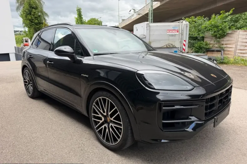 Porsche Cayenne din 2025 cu 54.000 km - oferta POR222901 - foto 2