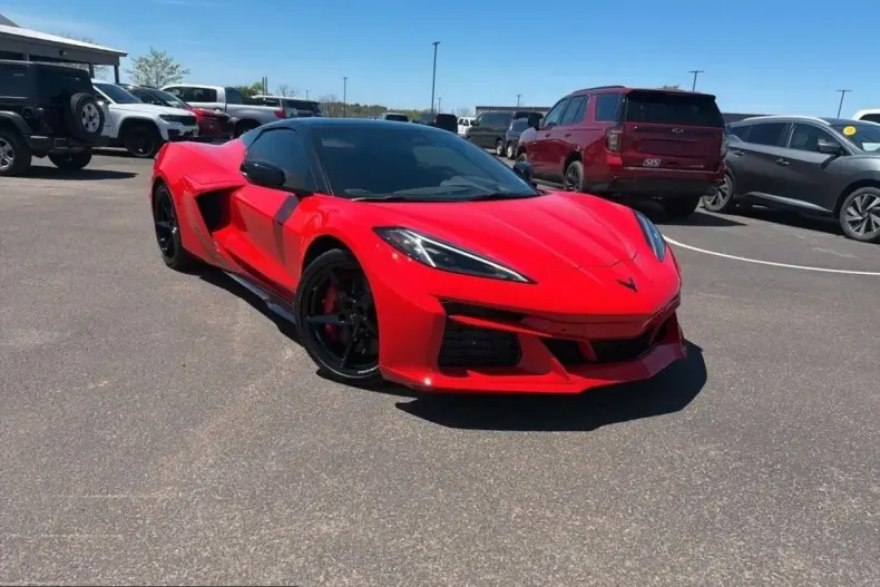 Corvette C8 din 2025 cu 1.593 km - oferta COR222903 - foto 1
