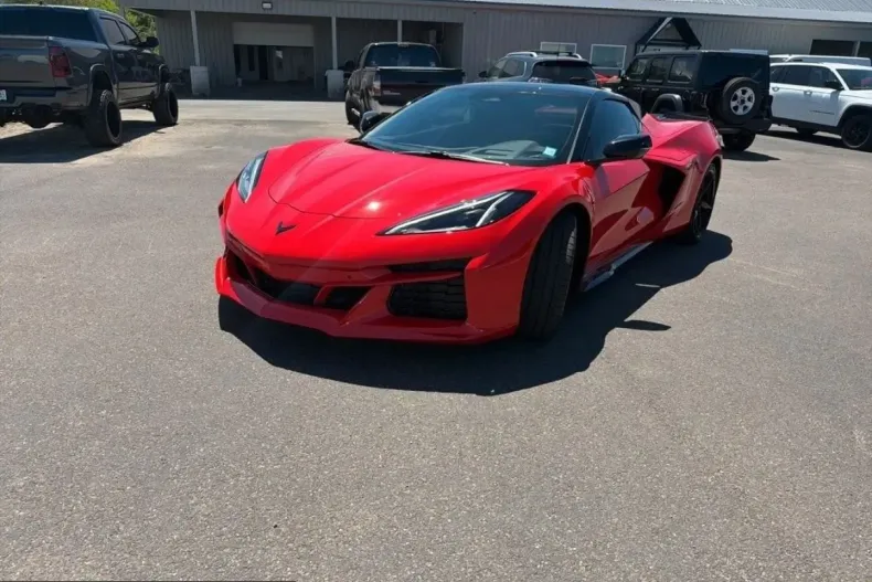 Corvette C8 din 2025 cu 1.593 km - oferta COR222903 - foto 2