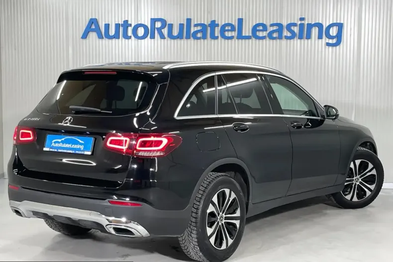 Mercedes-Benz GLC 200 (Clasa GLC) din 2021 cu 37.408 km - oferta MER222904 - foto 3
