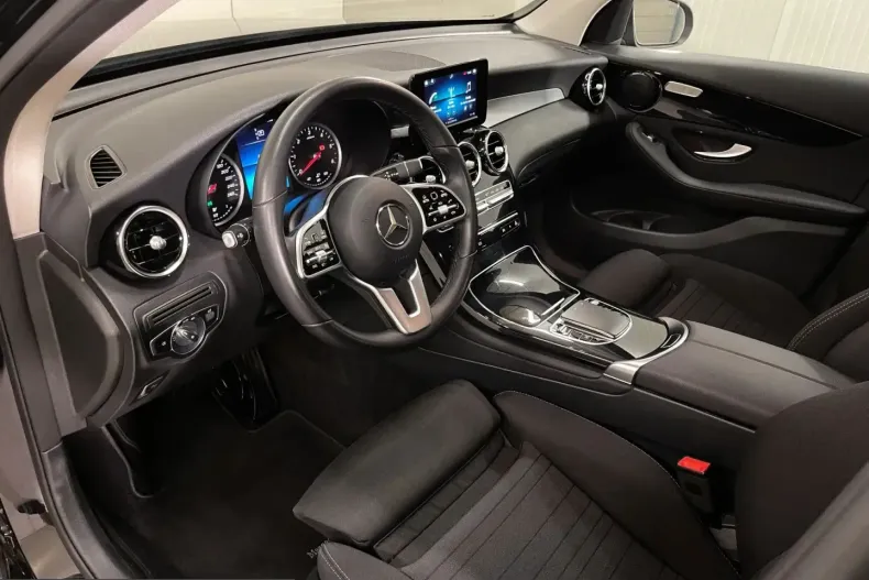 Mercedes-Benz GLC 200 (Clasa GLC) din 2021 cu 37.408 km - oferta MER222904 - foto 5