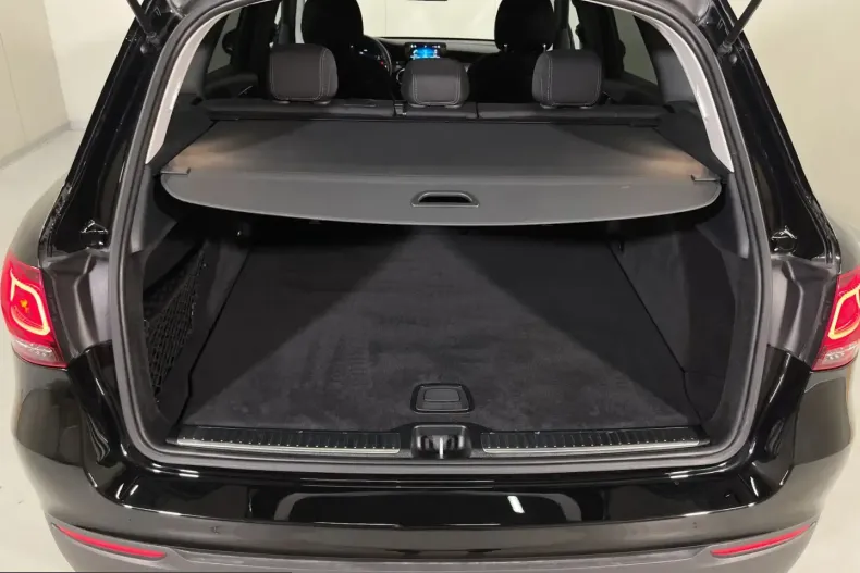 Mercedes-Benz GLC 200 (Clasa GLC) din 2021 cu 37.408 km - oferta MER222904 - foto 12