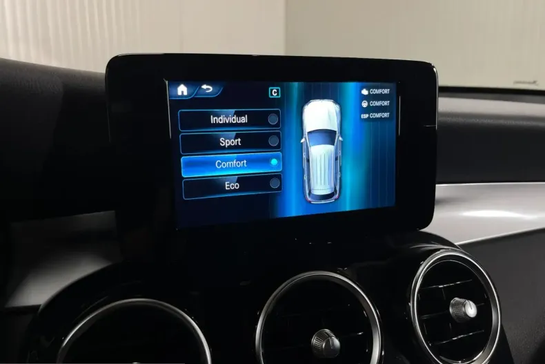 Mercedes-Benz GLC 200 (Clasa GLC) din 2021 cu 37.408 km - oferta MER222904 - foto 16