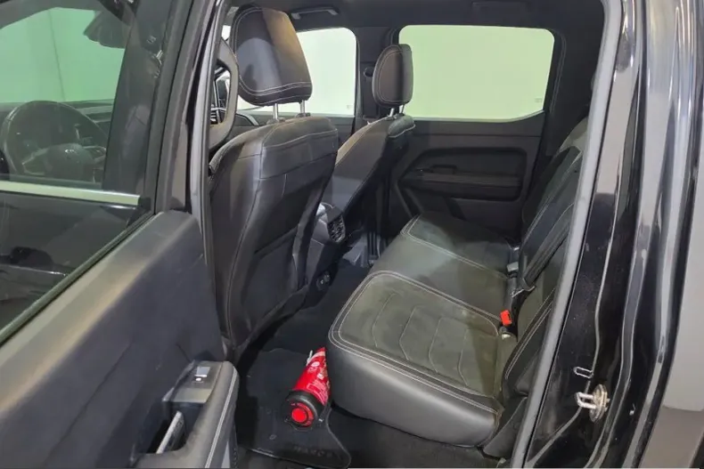 Volkswagen Amarok din 2023 cu 37.138 km - oferta VOL222907 - foto 12