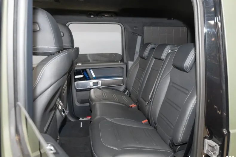 Mercedes-Benz G 450 (Clasa G) din 2024 cu 15.154 km - oferta MER222910 - foto 13