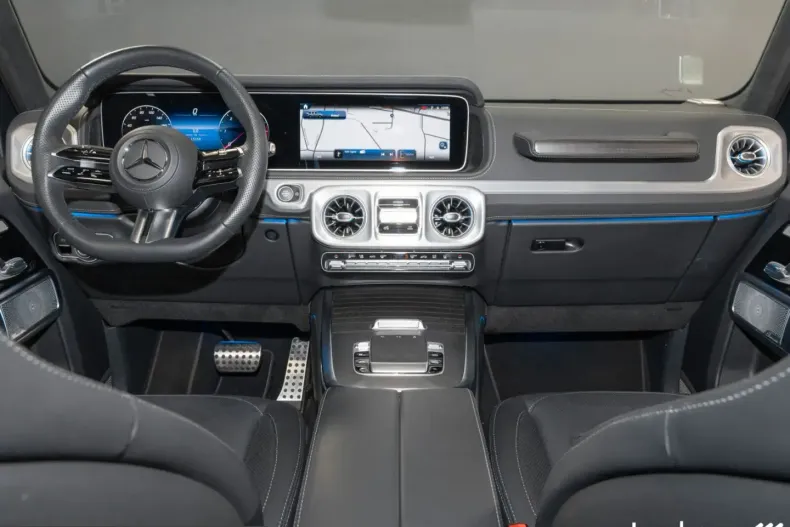 Mercedes-Benz G 450 (Clasa G) din 2024 cu 15.154 km - oferta MER222910 - foto 17
