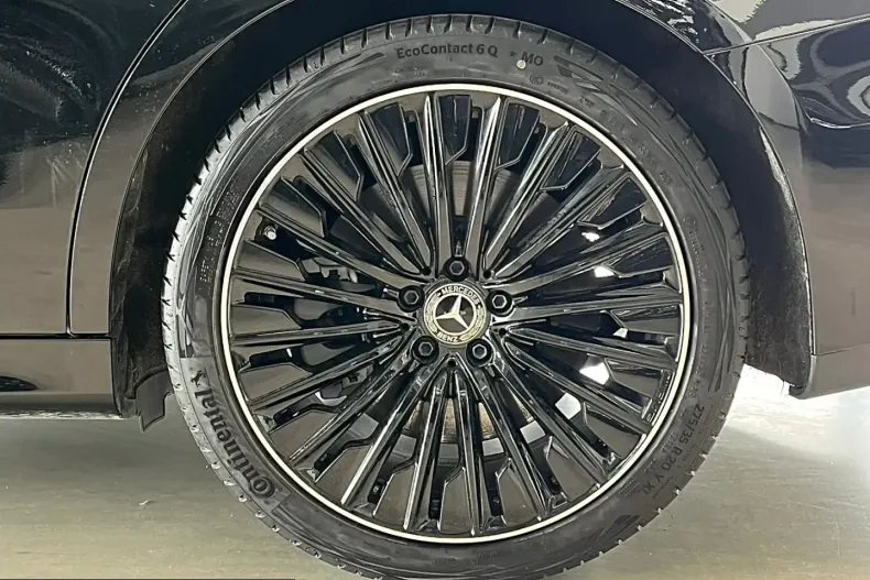 Mercedes-Benz E 450 (Clasa E) din 2025 cu 14.500 km - oferta MER222914 - foto 4