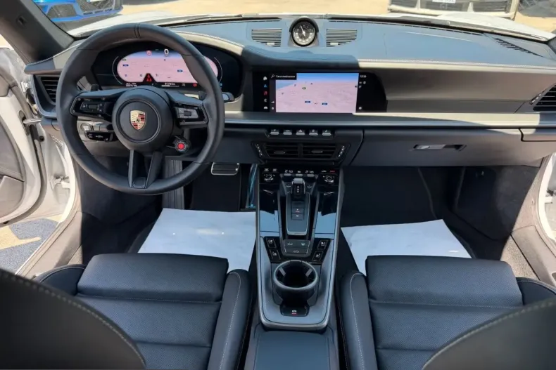 Porsche 911 din 2025 cu 19.990 km - oferta POR222923 - foto 8