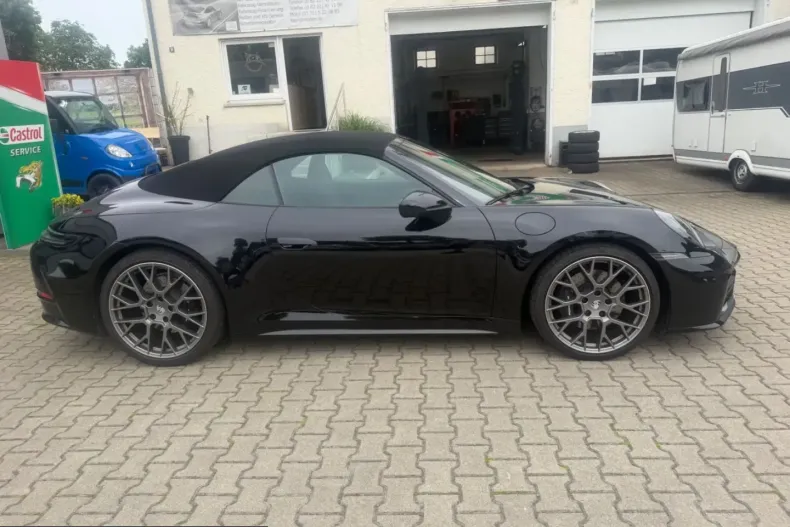 Porsche 911 din 2025 cu 14.666 km - oferta POR222925 - foto 3
