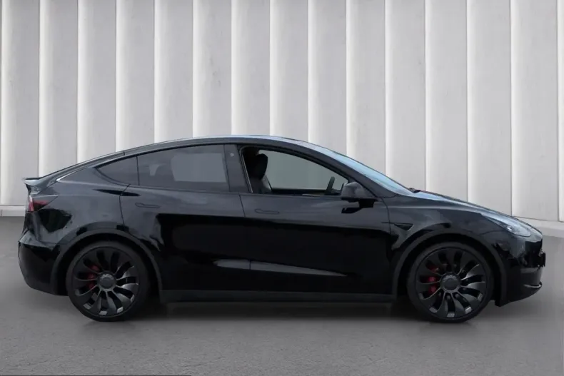 Tesla Model Y din 2022 cu 53.909 km - oferta TES222928 - foto 3
