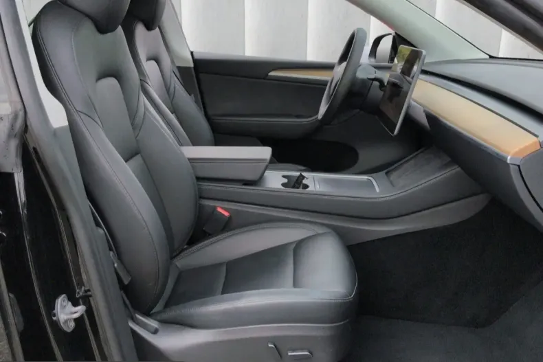 Tesla Model Y din 2022 cu 53.909 km - oferta TES222928 - foto 9