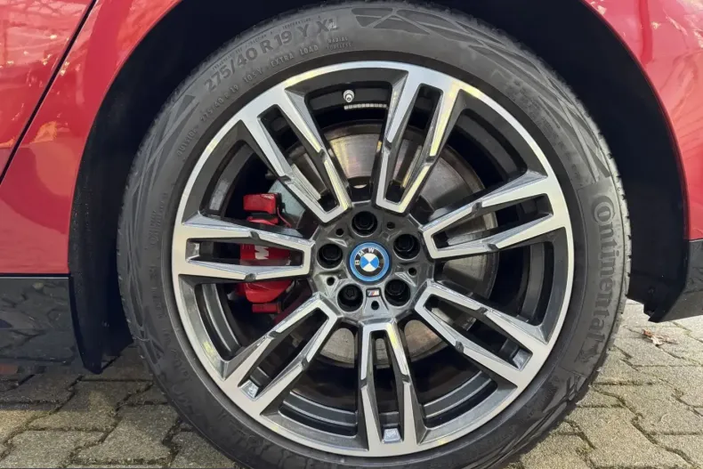 BMW 550 (Seria 5) din 2025 cu 26.493 km - oferta BMW222930 - foto 12