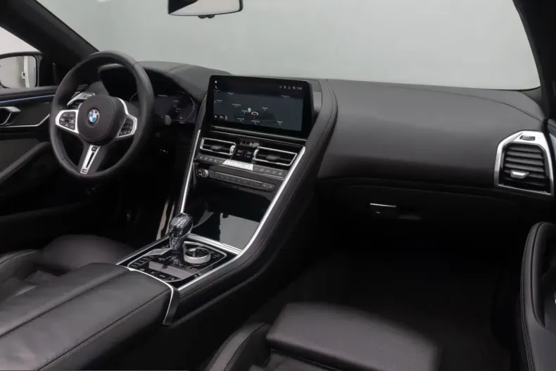 BMW M850 (Seria 8) din 2022 cu 45.147 km - oferta BMW222932 - foto 32