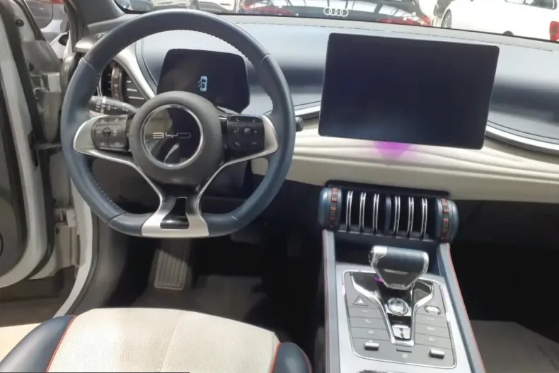 BYD ATTO 3 din 2023 cu 36.824 km - oferta BYD222943 - foto 5