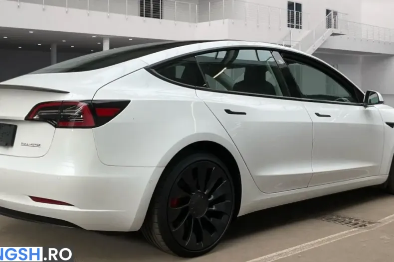 Tesla Model 3 din 2022 cu 79.982 km - oferta TES222949 - foto 3