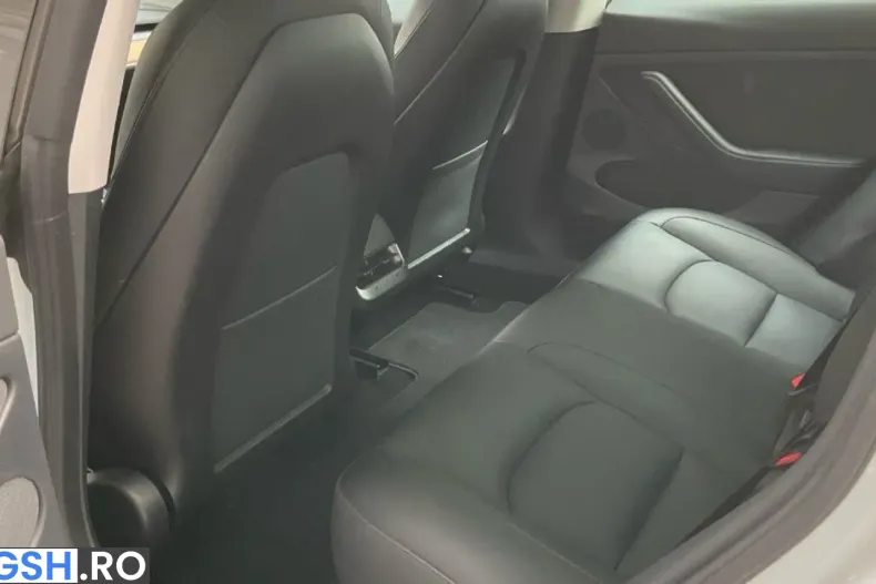 Tesla Model 3 din 2022 cu 79.982 km - oferta TES222949 - foto 7