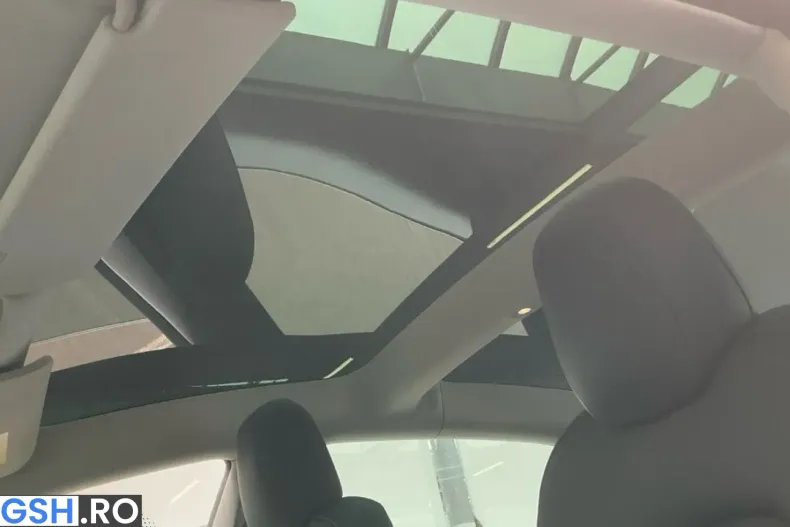 Tesla Model 3 din 2022 cu 79.982 km - oferta TES222949 - foto 8