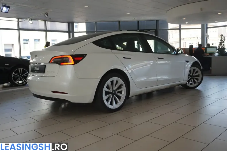 Tesla Model 3 din 2023 cu 79.950 km - oferta TES222951 - foto 6