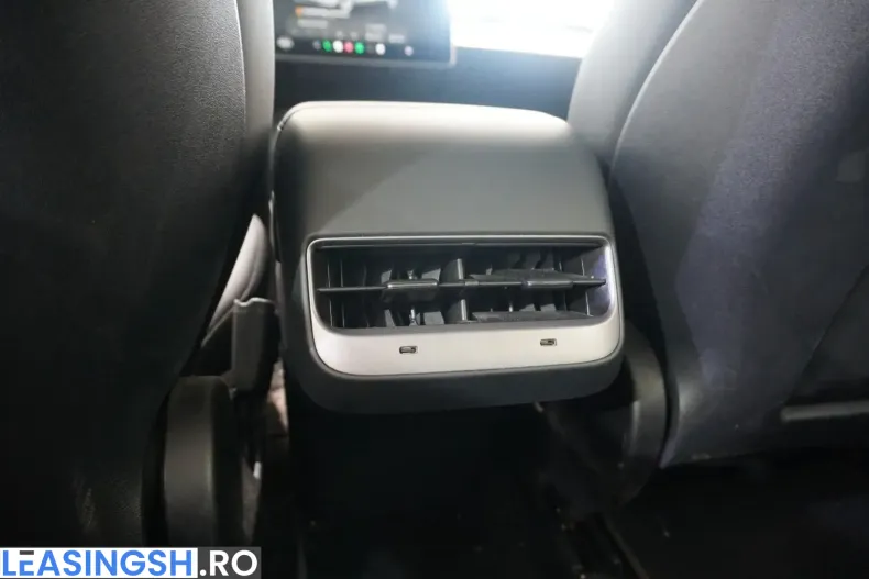 Tesla Model 3 din 2023 cu 79.950 km - oferta TES222951 - foto 33