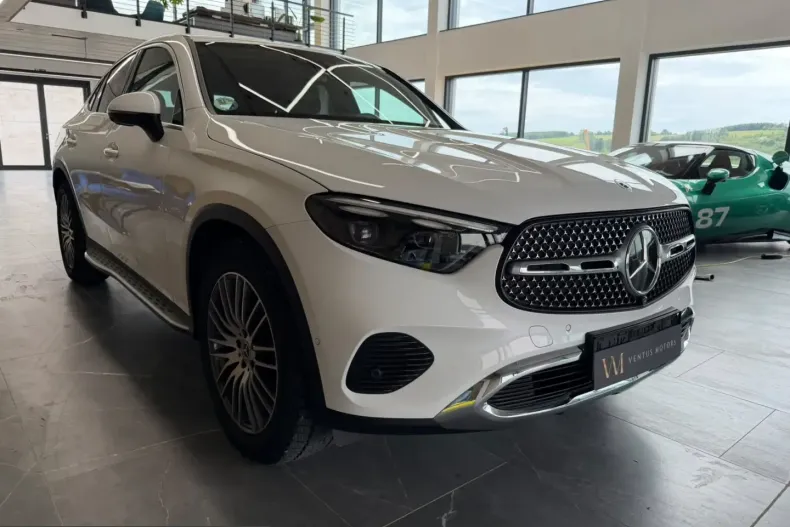 Mercedes-Benz GLC 200 (Clasa GLC) din 2023 cu 34.850 km - oferta MER222955 - foto 3