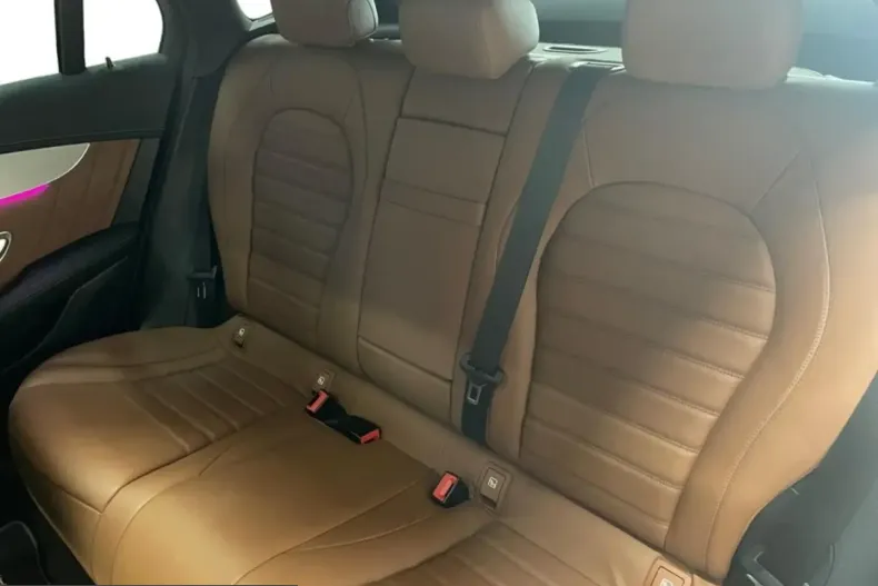 Mercedes-Benz GLC 300 (Clasa GLC) din 2023 cu 46.554 km - oferta MER222956 - foto 7