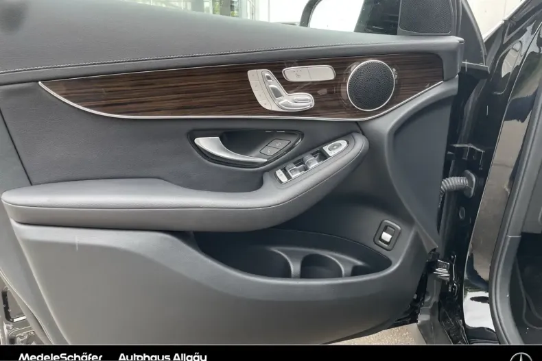 Mercedes-Benz GLC 300 (Clasa GLC) din 2023 cu 51.260 km - oferta MER222957 - foto 7