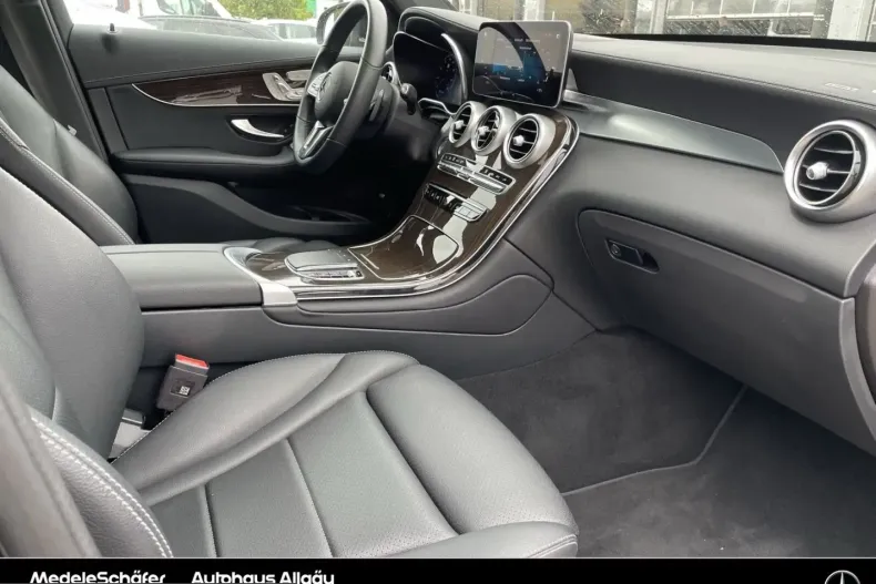 Mercedes-Benz GLC 300 (Clasa GLC) din 2023 cu 51.260 km - oferta MER222957 - foto 11