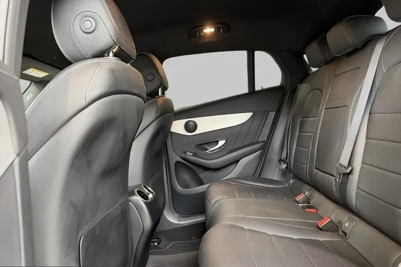 Mercedes-Benz GLC 200 (Clasa GLC) din 2023 cu 69.314 km - oferta MER222959 - foto 8