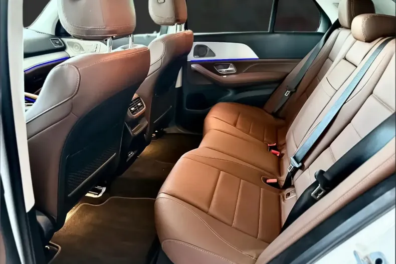 Mercedes-Benz GL 320 (Clasa GL) din 2024 cu 40.509 km - oferta MER222968 - foto 13