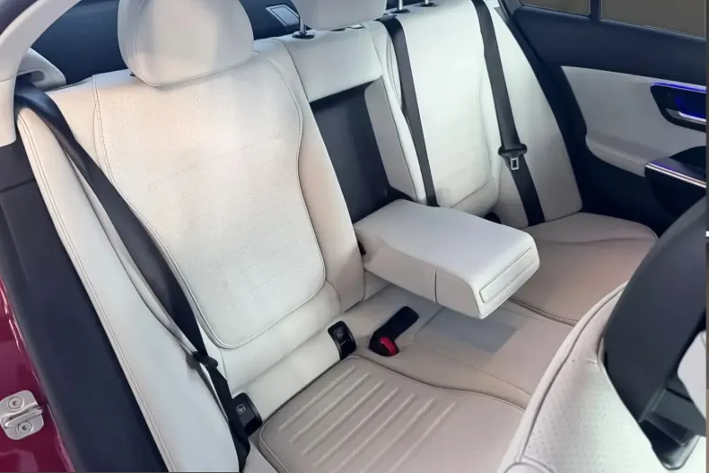 Mercedes-Benz C 160 (Clasa C) din 2023 cu 13.000 km - oferta MER222971 - foto 16
