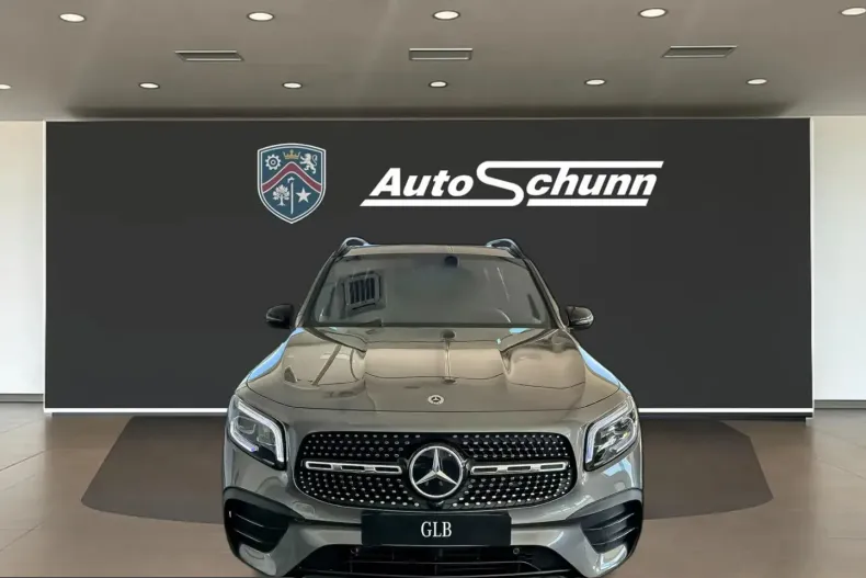 Mercedes-Benz GLB 180 (Clasa GLB) din 2023 cu 8.500 km - oferta MER222974 - foto 2