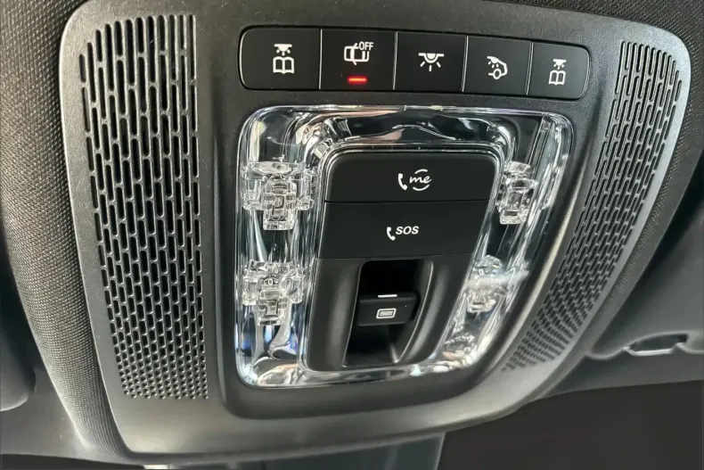 Mercedes-Benz GLB 180 (Clasa GLB) din 2023 cu 8.500 km - oferta MER222974 - foto 20
