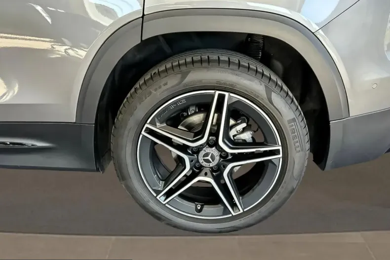 Mercedes-Benz GLB 180 (Clasa GLB) din 2023 cu 8.500 km - oferta MER222974 - foto 22