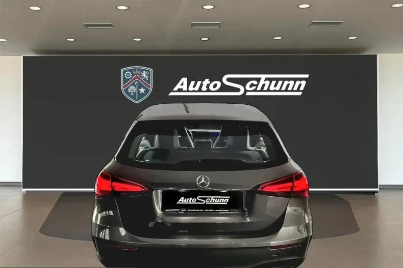 Mercedes-Benz A 200 (Clasa A) din 2025 cu 29.900 km - oferta MER222975 - foto 7