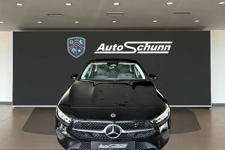 Mercedes-Benz A 200 (Clasa A) din 2024 cu 11.000 km - oferta MER222977 - foto 2