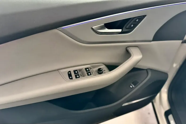 Audi Q8 din 2022 cu 102.580 km - oferta AUD222982 - foto 15