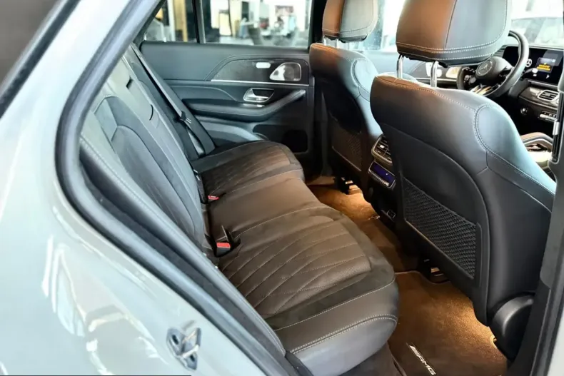 Mercedes-Benz GLE 63S AMG (Clasa GLE) din 2023 cu 42.000 km - oferta MER222988 - foto 12