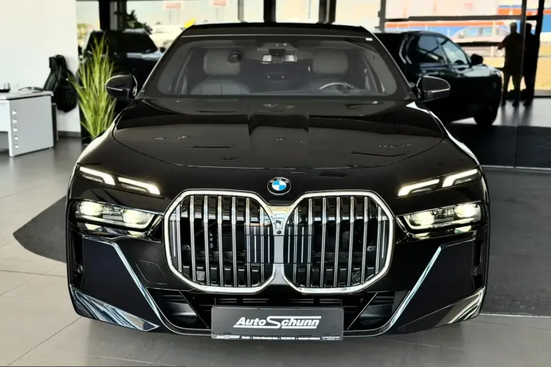 BMW 740d (Seria 7) din 2025 cu 27.480 km - oferta BMW222990 - foto 2