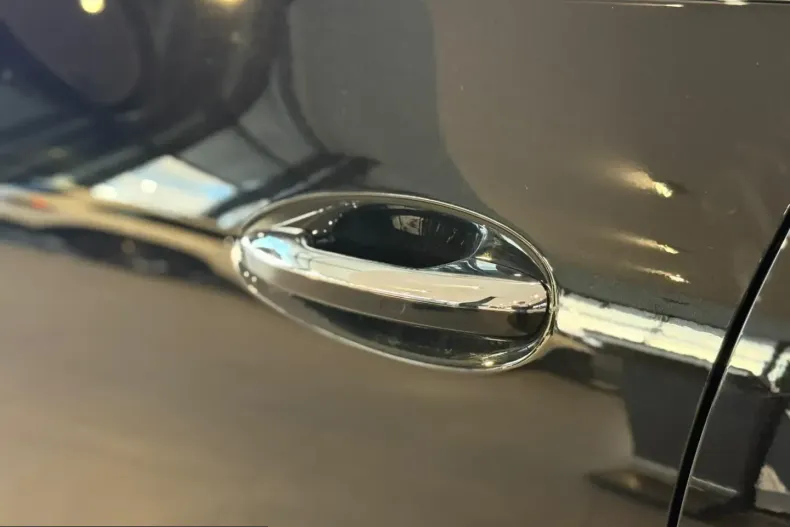 Mercedes-Benz GLC 200 (Clasa GLC) din 2024 cu 8.200 km - oferta MER222994 - foto 19